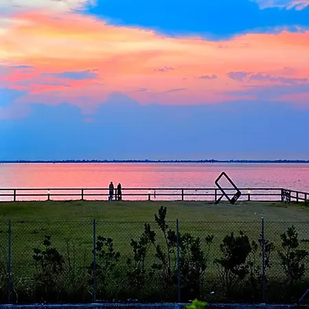 Luminous Flat On The Shores Of Lignano 3*